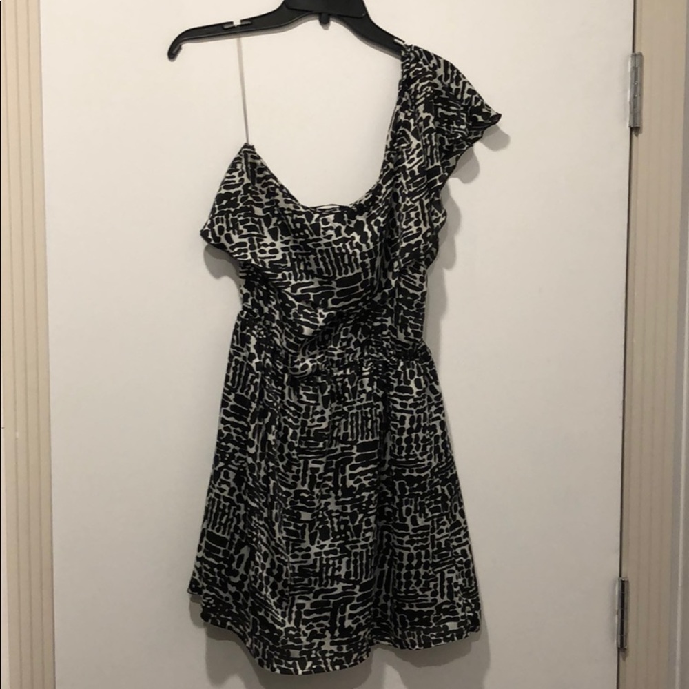 Black and white print one shoulder dress
